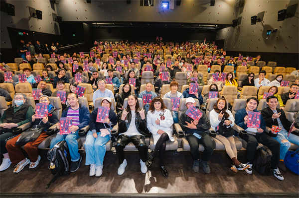 时隔15年！何超仪封后代表作《维多利亚壹号 国际版》香港首映